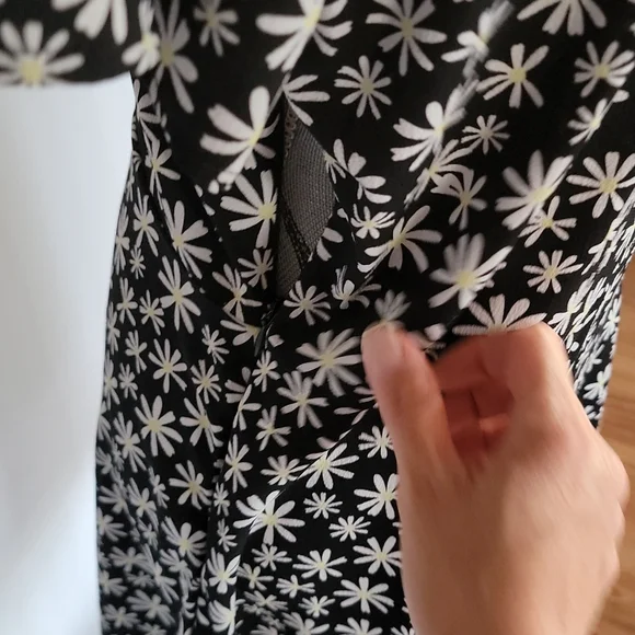 2 H&M Dresses - Picture 7 of 8